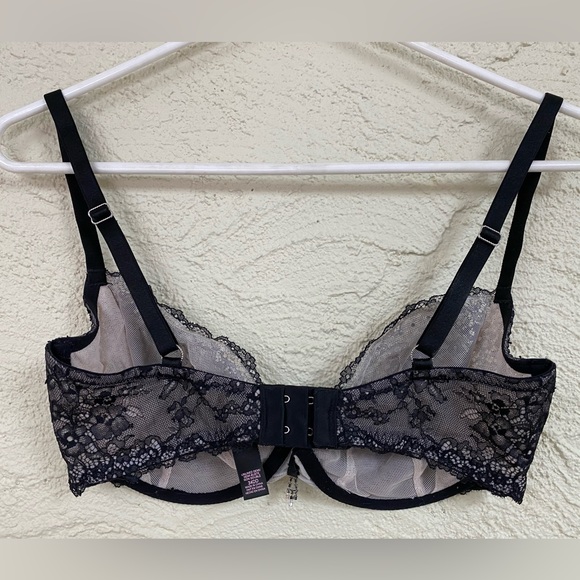 Victoria’s Secret embellished unlined demi bra. 34DD. Black lace with shine! - Picture 5 of 5